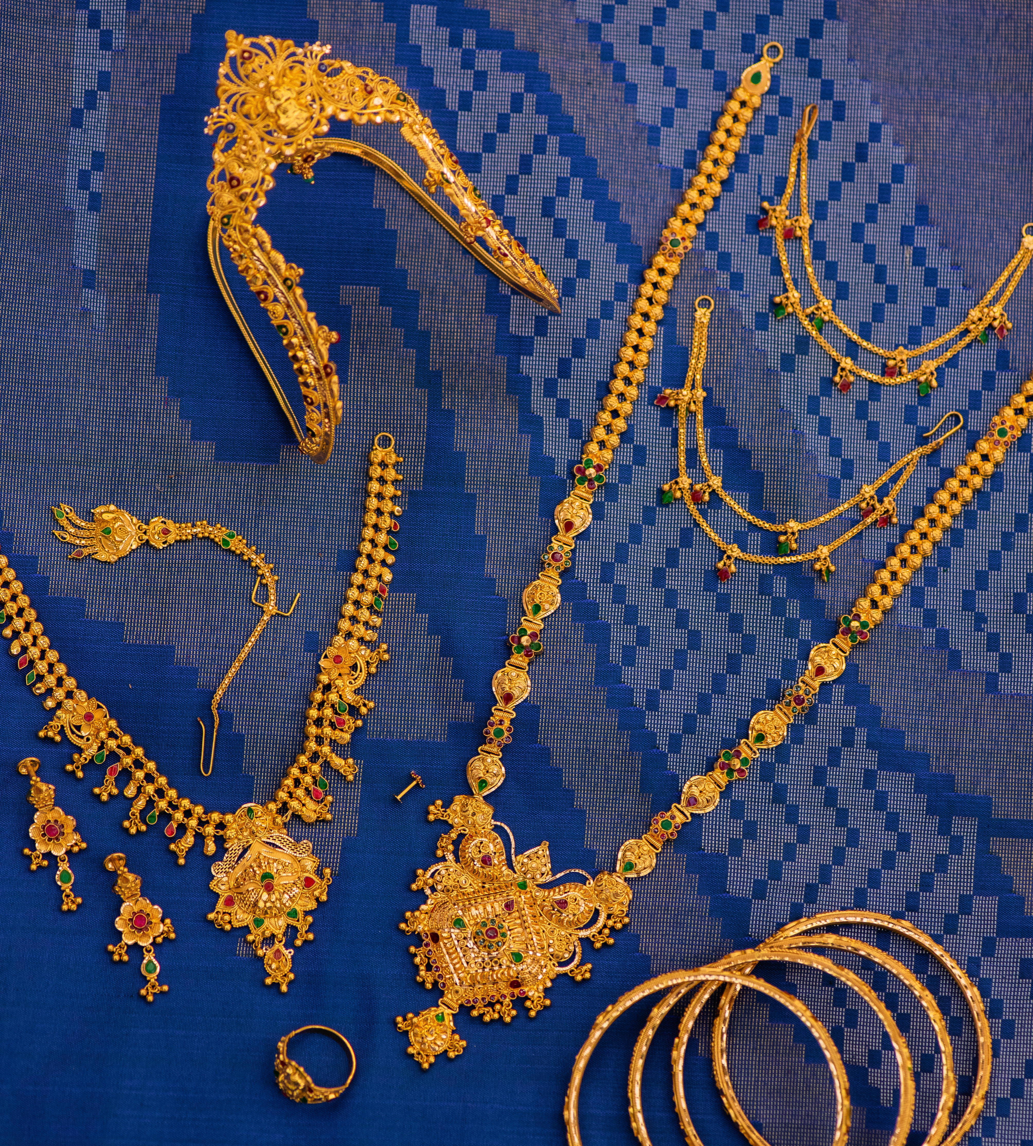 Antique gold Jewellery Set