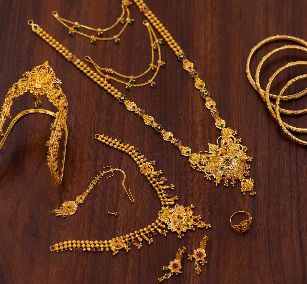 Antique Gold Jewellery Sets