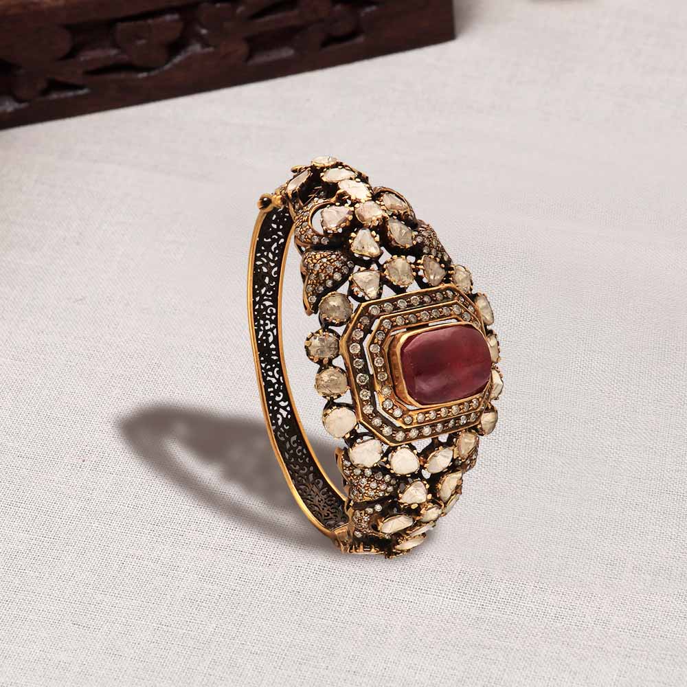 Rose Gold Polki Bracelet | Ethnic Jewelry | Mint Drops Accent | SAV Jewels  – SAV JEWELS