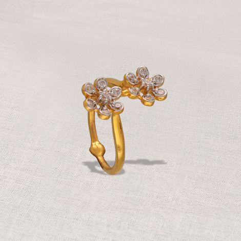 Buy 22Kt Fancy White Stone Gold Ring For Female 96VK744 Online from Vaibhav  Jewellers
