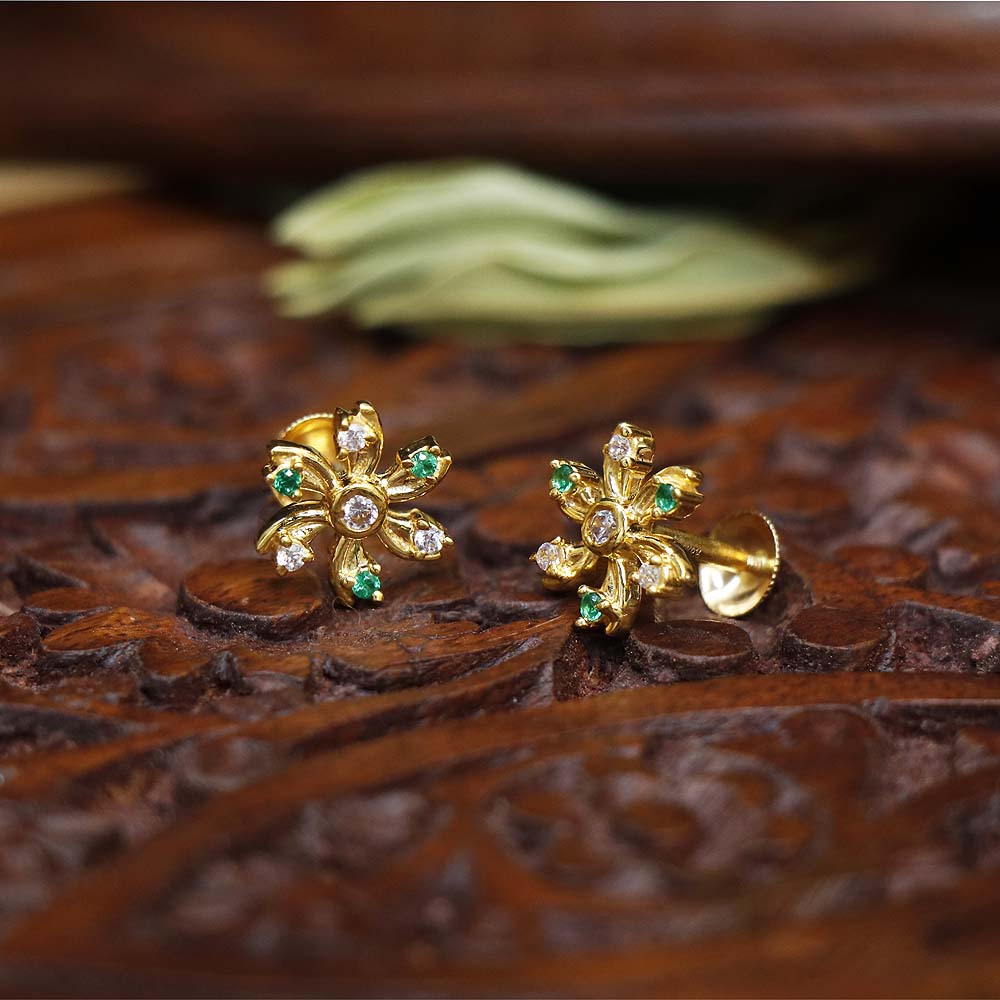 Stud Earrings in 22K Yellow Gold - Floral - ER-161